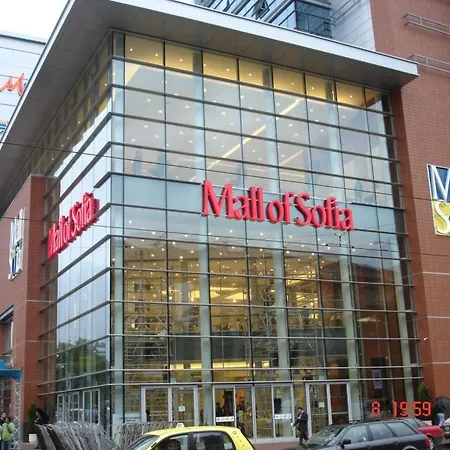 Apartment Maxim Center 1bdr Next To Subway Station And Mall *